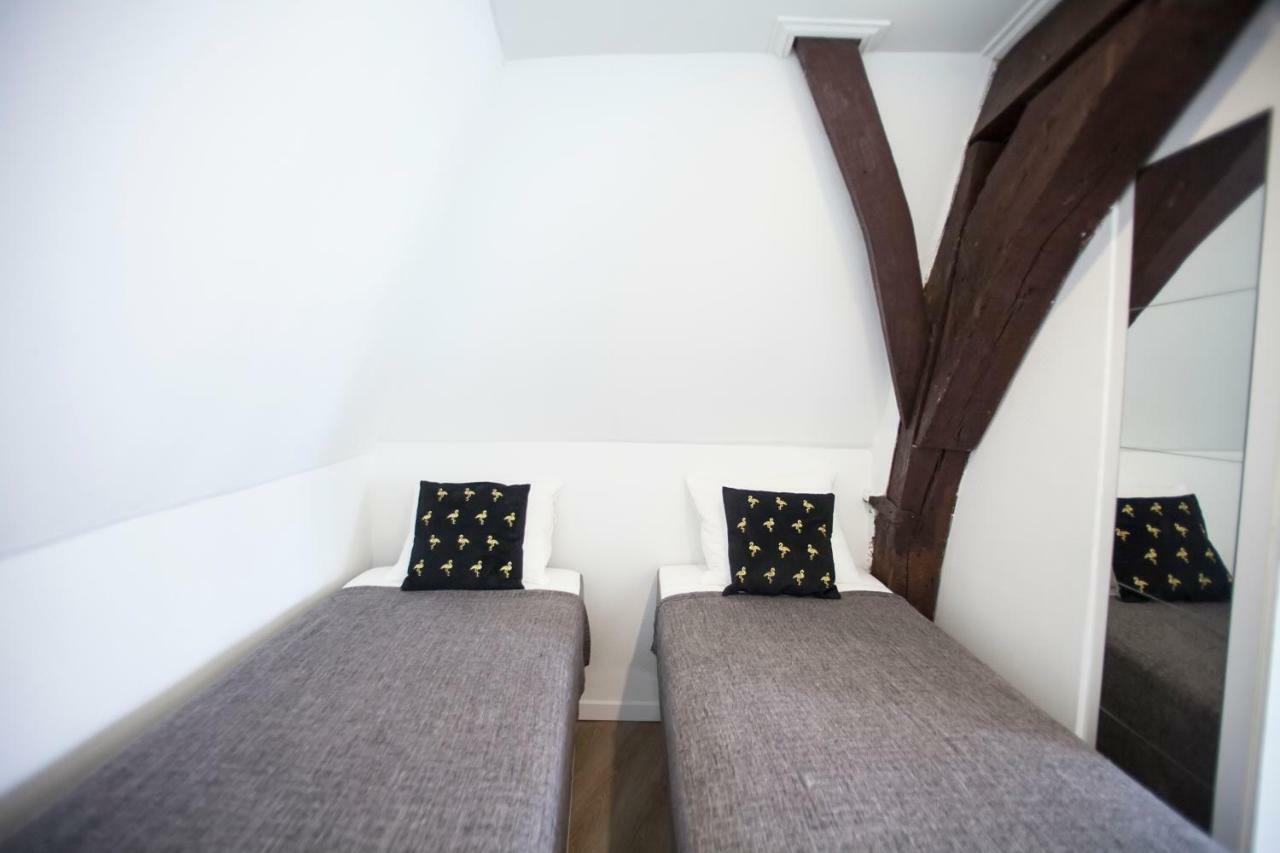 Luxury Suites Cathedral By Rikas Hotels Antwerpen Exteriör bild