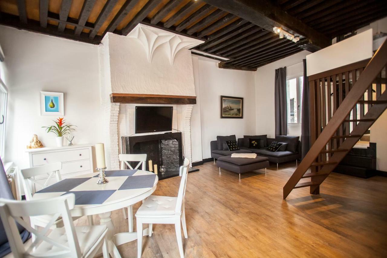 Luxury Suites Cathedral By Rikas Hotels Antwerpen Exteriör bild